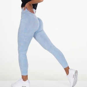 Ice Blue NVGTN Leggings